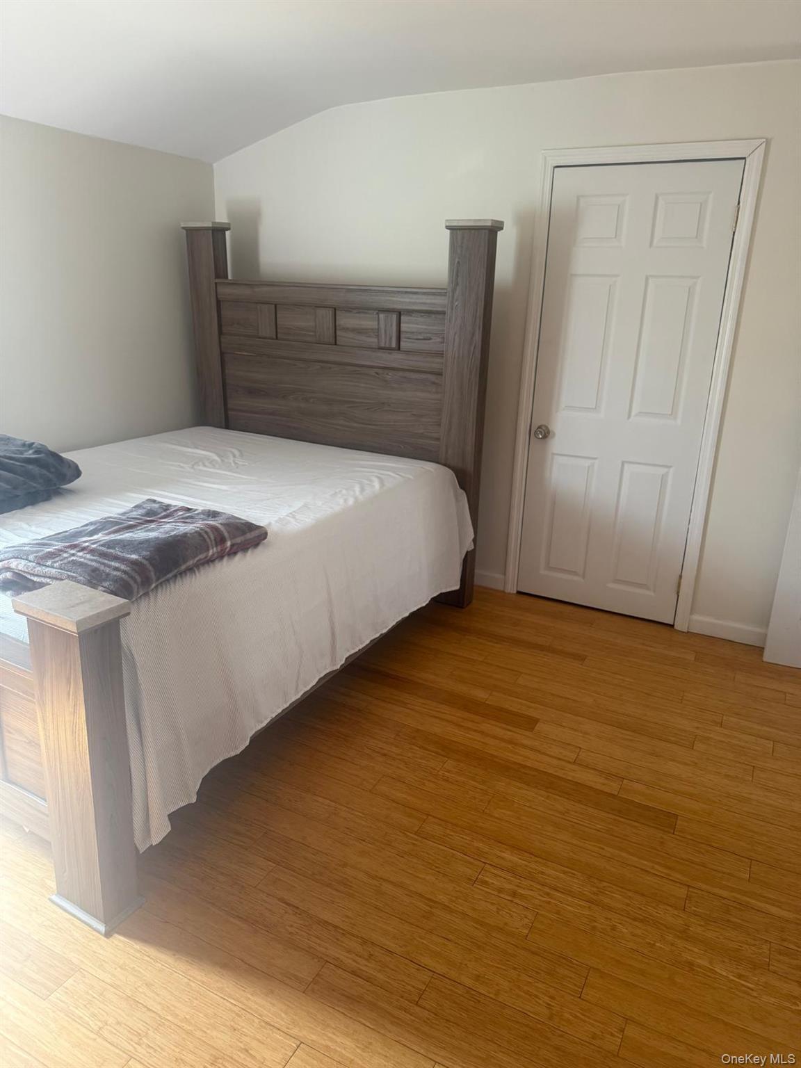 15027 LINDEN BLVD, Jamaica, NY 11434