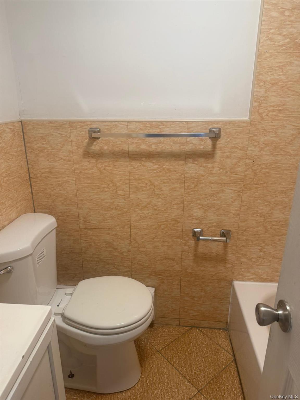 15027 LINDEN BLVD, Jamaica, NY 11434