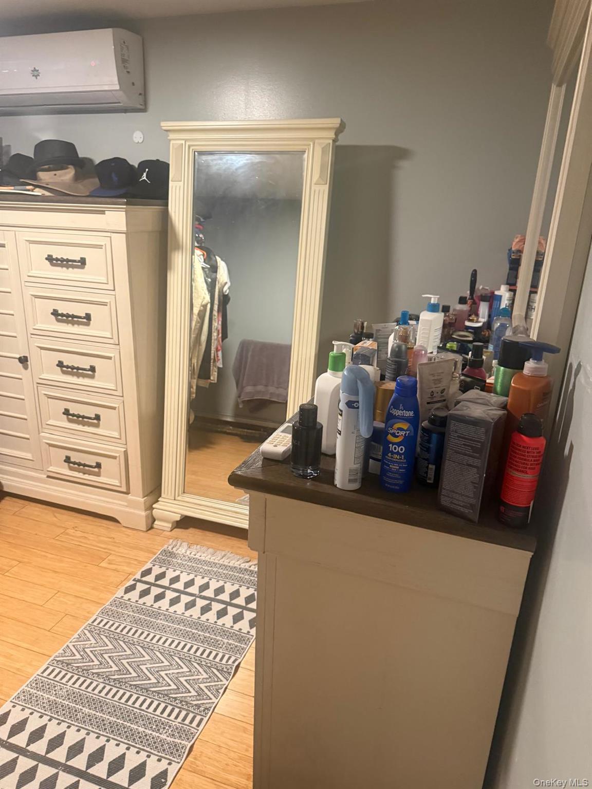 15027 LINDEN BLVD, Jamaica, NY 11434