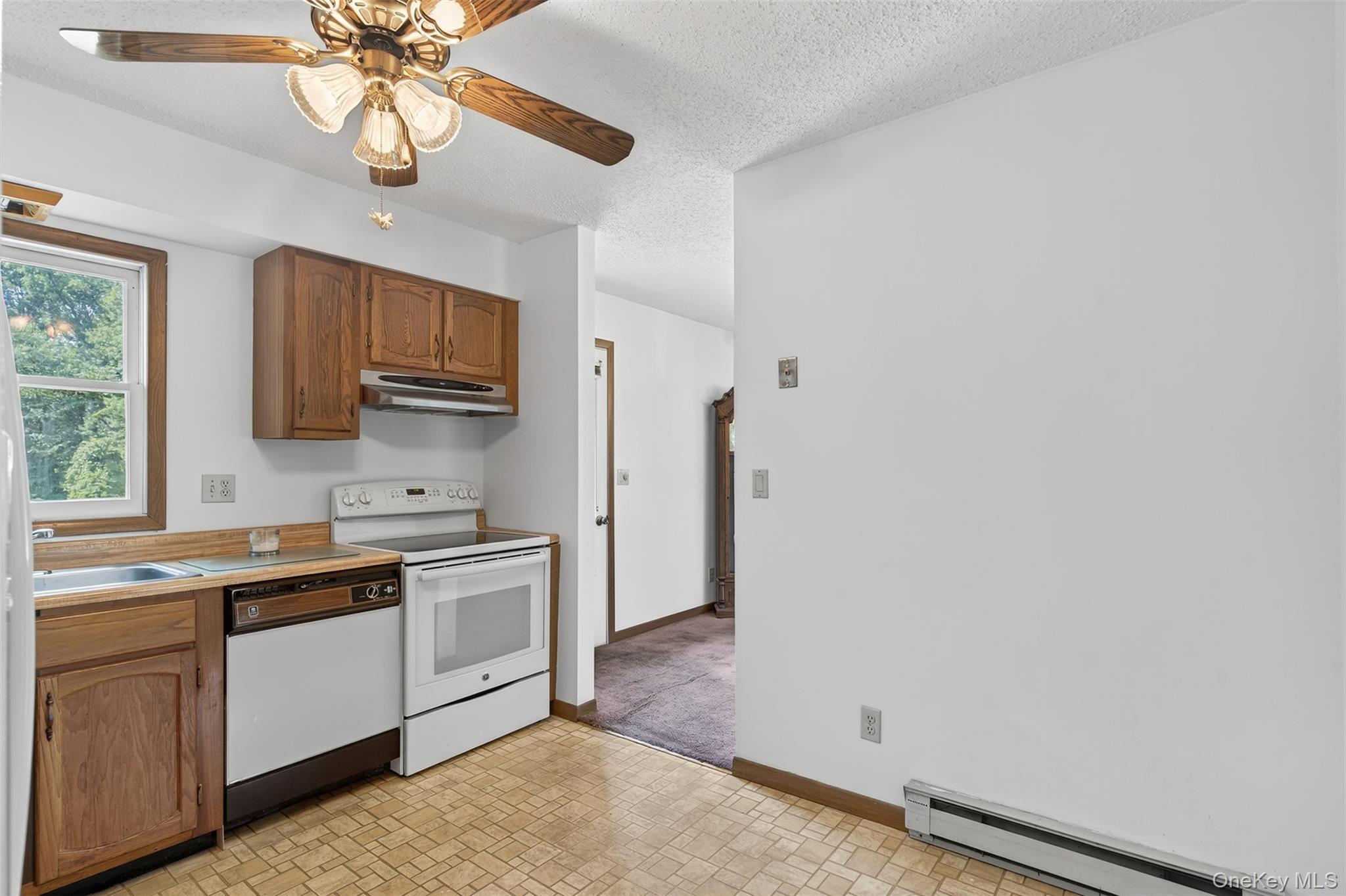 323 S Ohioville Road, New Paltz, NY 12561