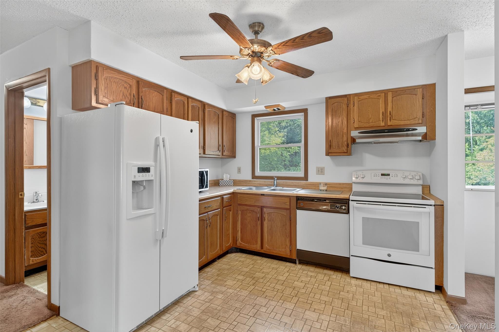 323 S Ohioville Road, New Paltz, NY 12561