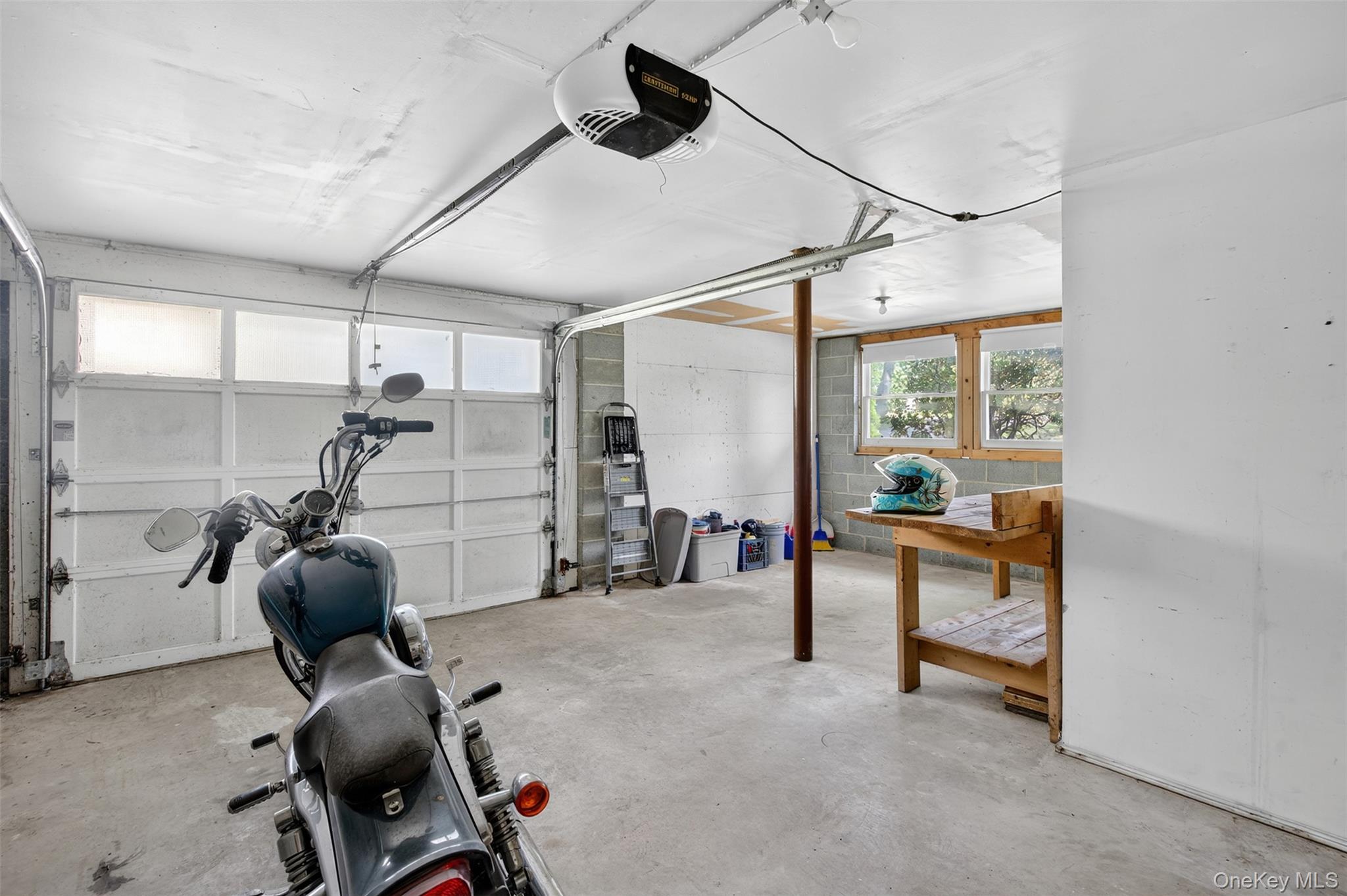 323 S Ohioville Road, New Paltz, NY 12561