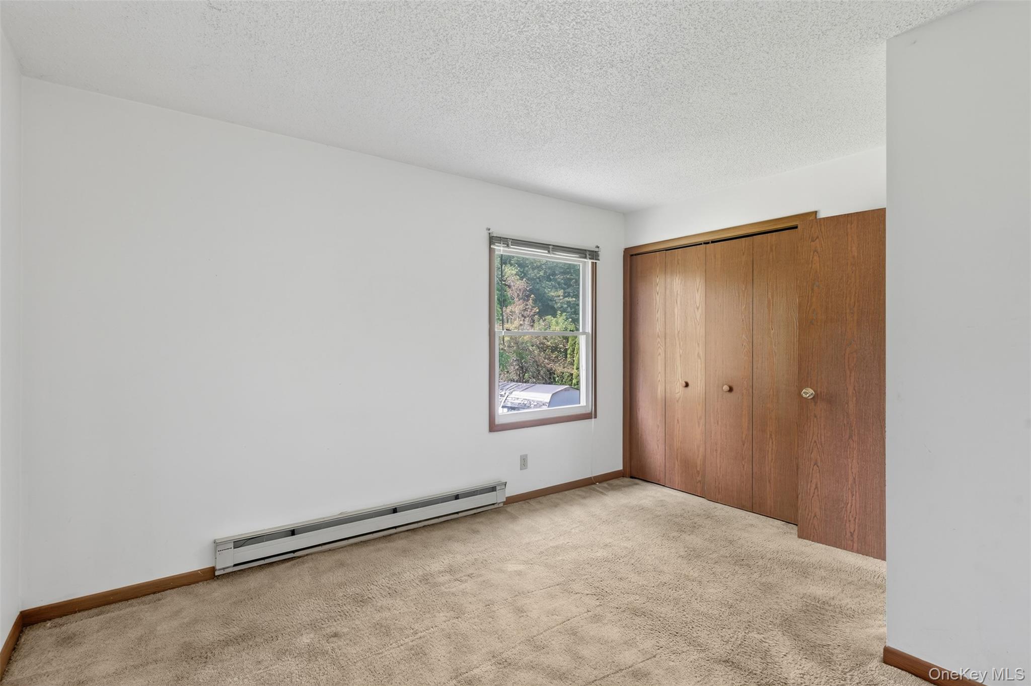 323 S Ohioville Road, New Paltz, NY 12561