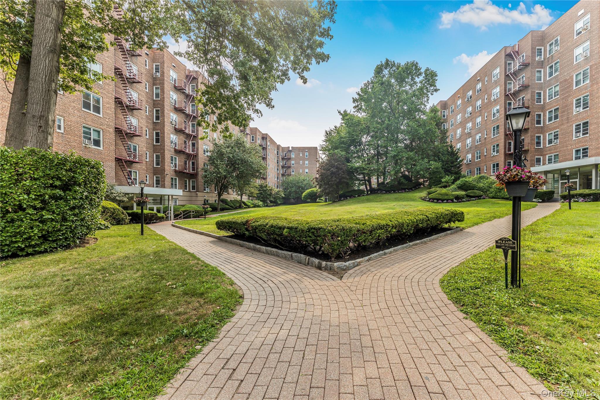 1300 Midland Avenue # C64, Yonkers, NY 10704