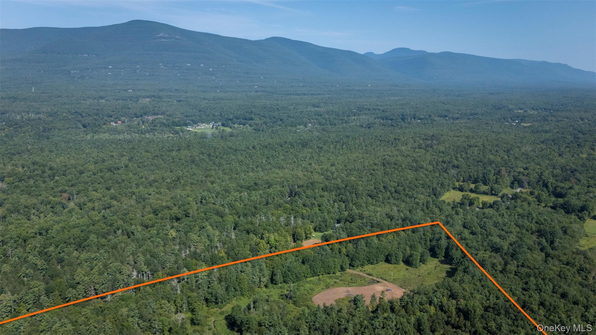 327 Phillips Road, Saugerties, NY 12477