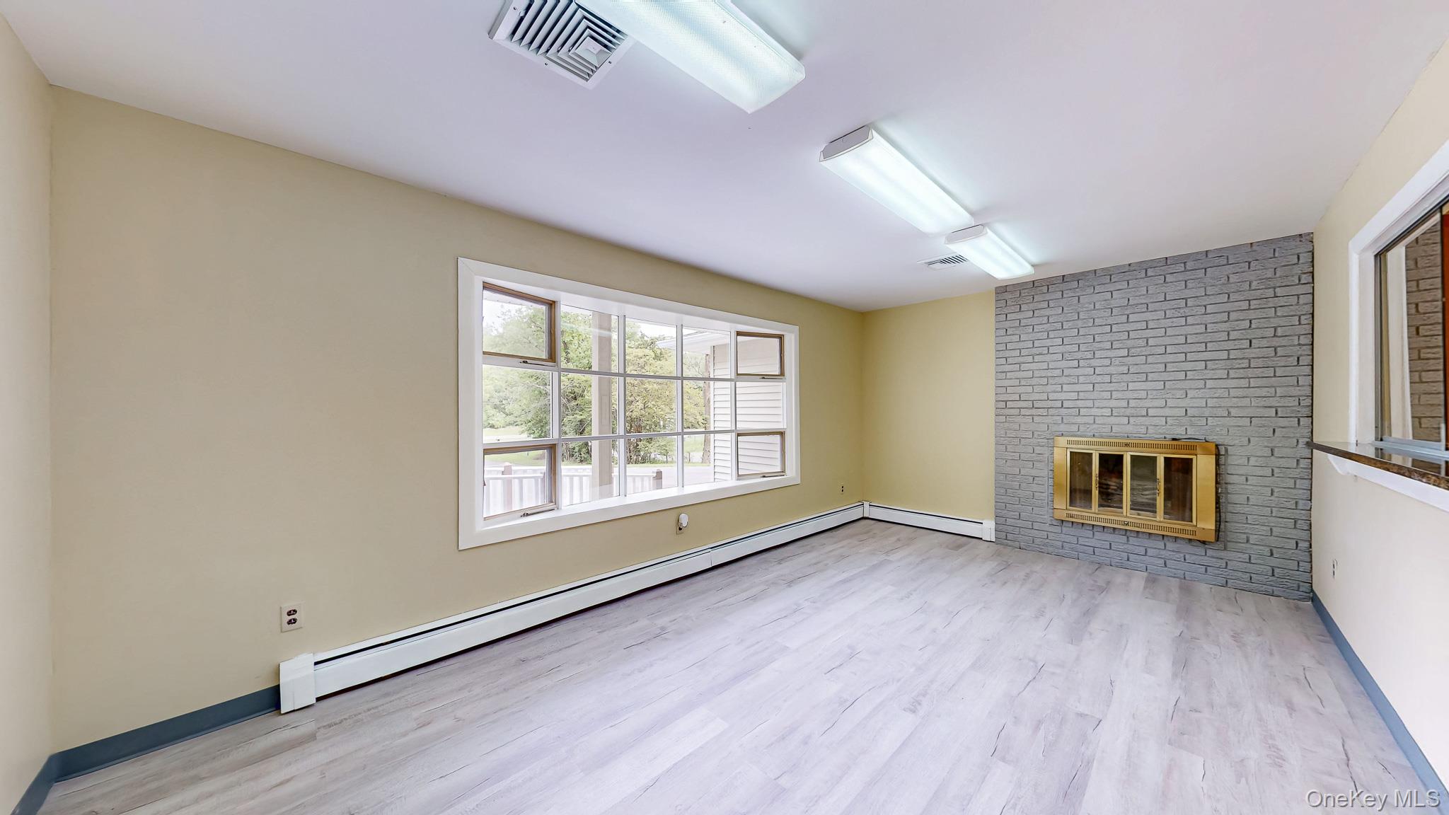 169 N Plank Road, Newburgh, NY 12550