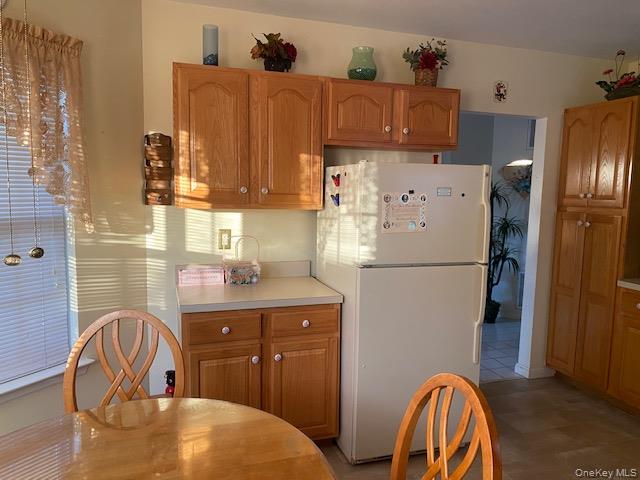 8 Ariel Drive, Middle Island, NY 11953