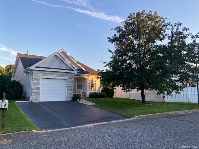 8 Ariel Drive, Middle Island, NY 11953