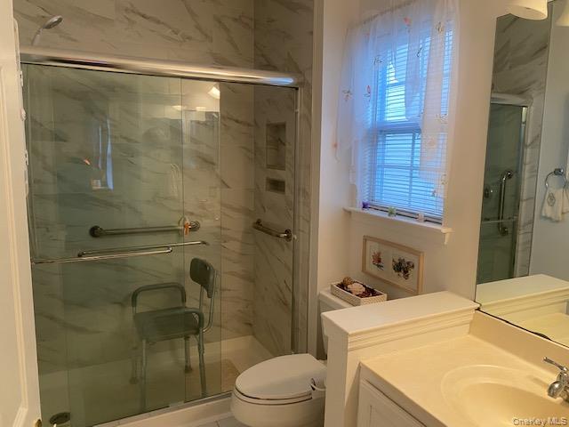 8 Ariel Drive, Middle Island, NY 11953