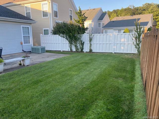 8 Ariel Drive, Middle Island, NY 11953