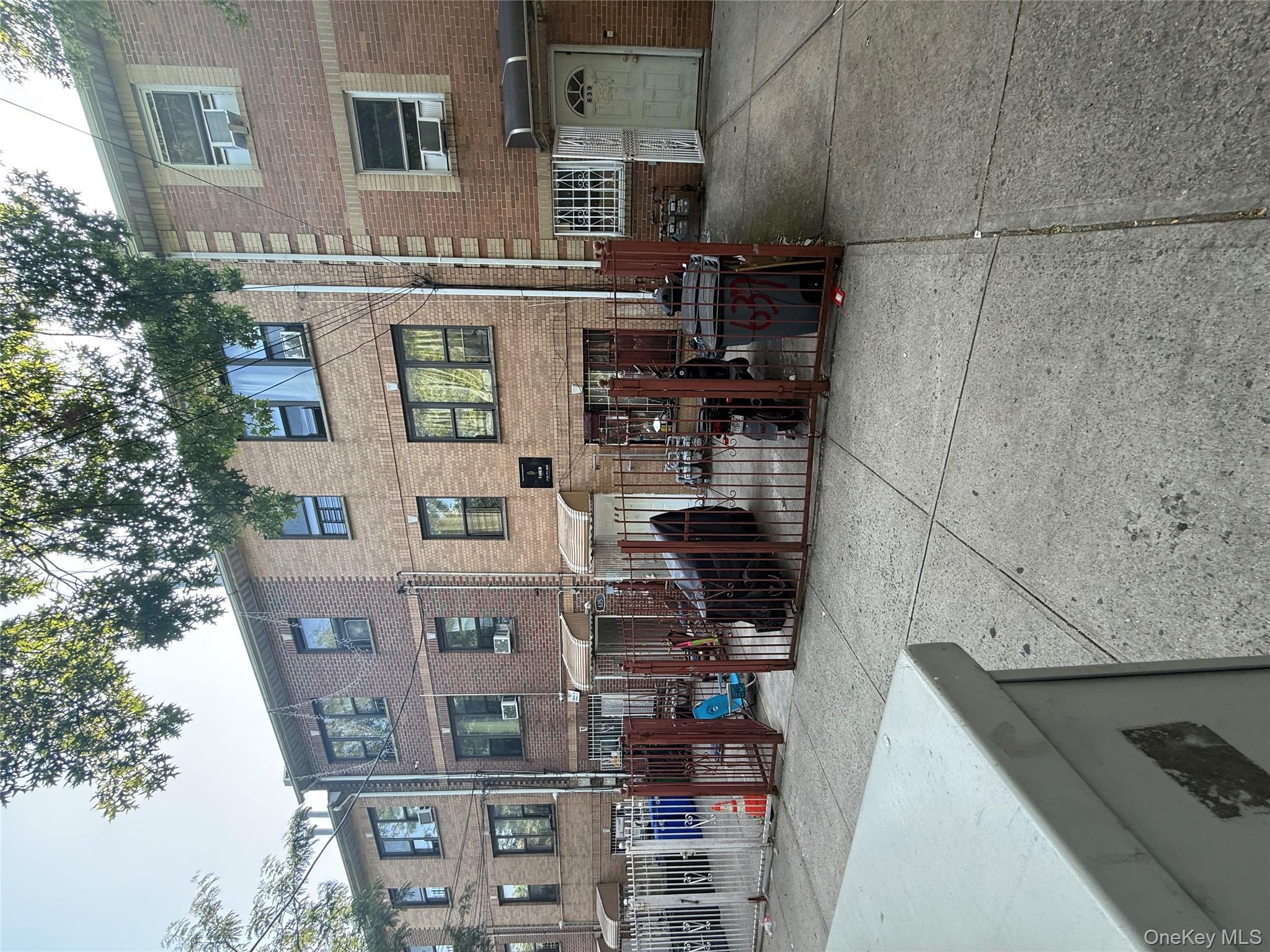 637 Barretto Street, Bronx, NY 10474