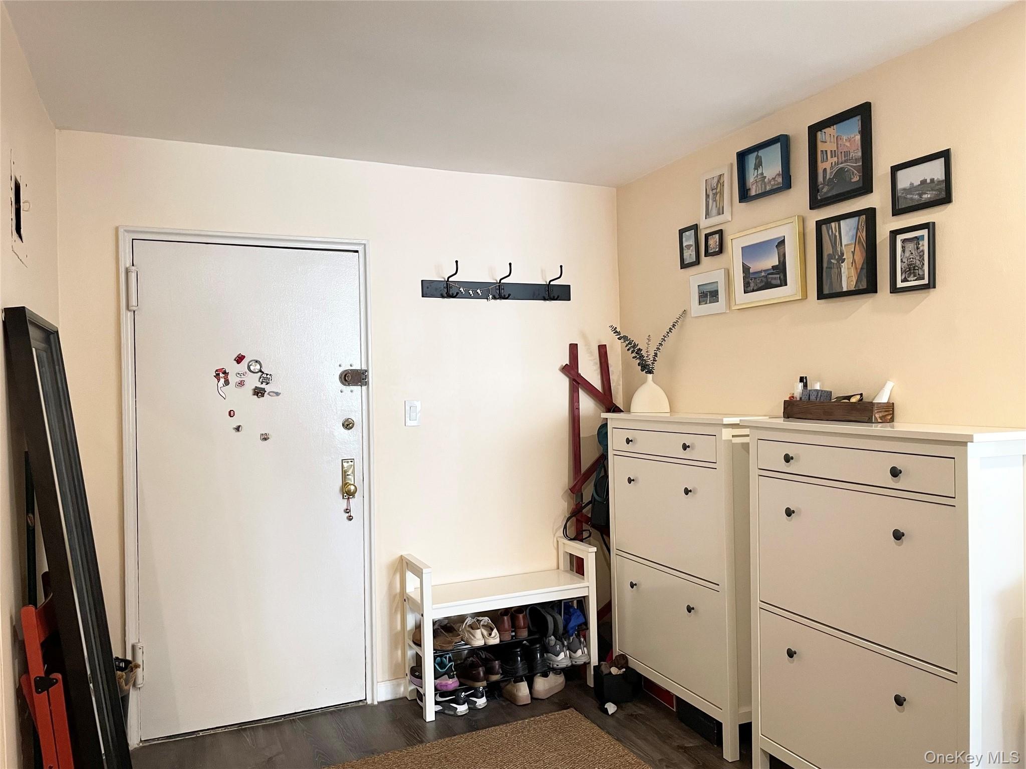 20915 18th Avenue # 3E, Bayside, NY 11360