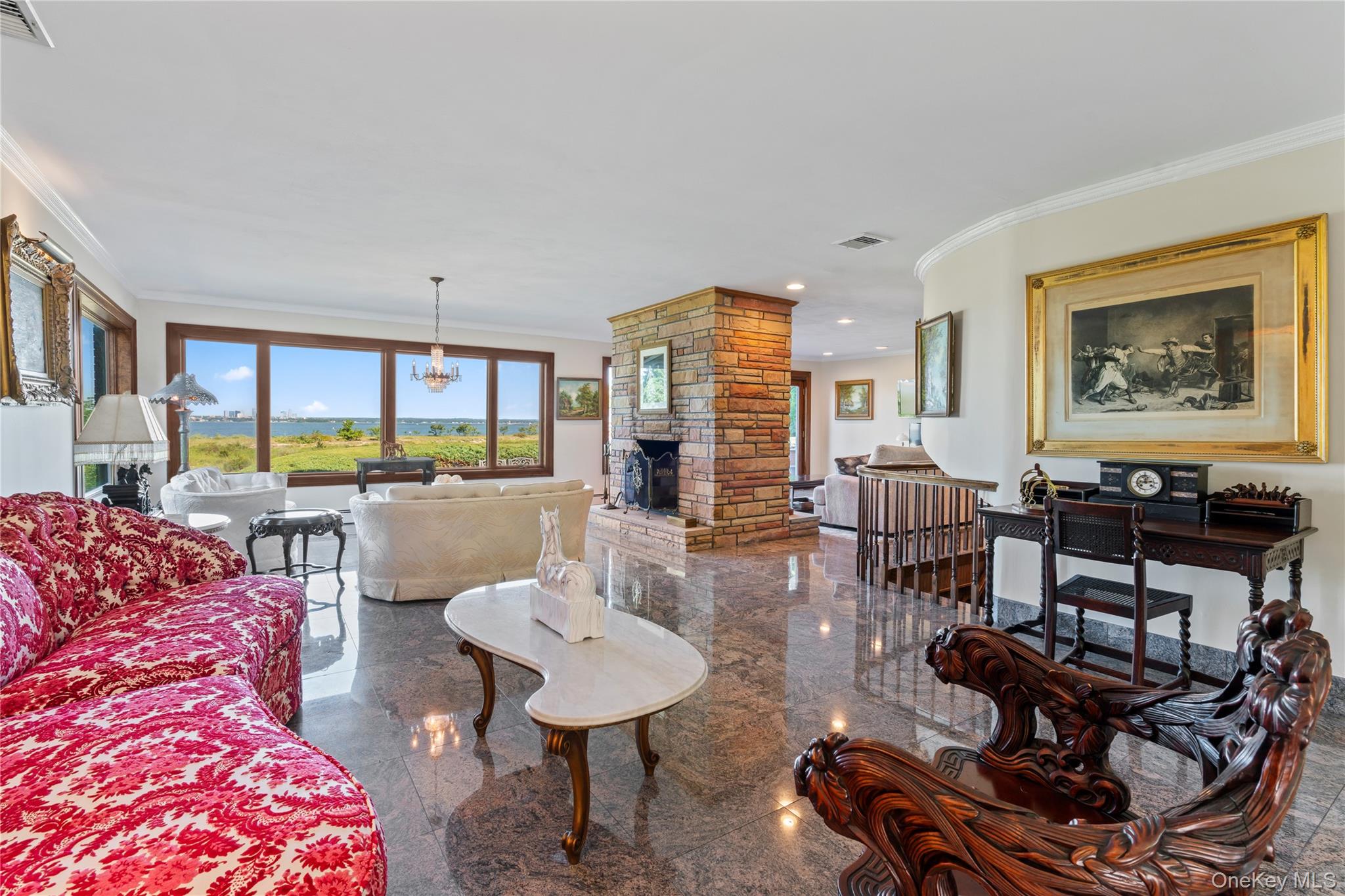 22 Messenger Lane, Sands Point, NY 11050