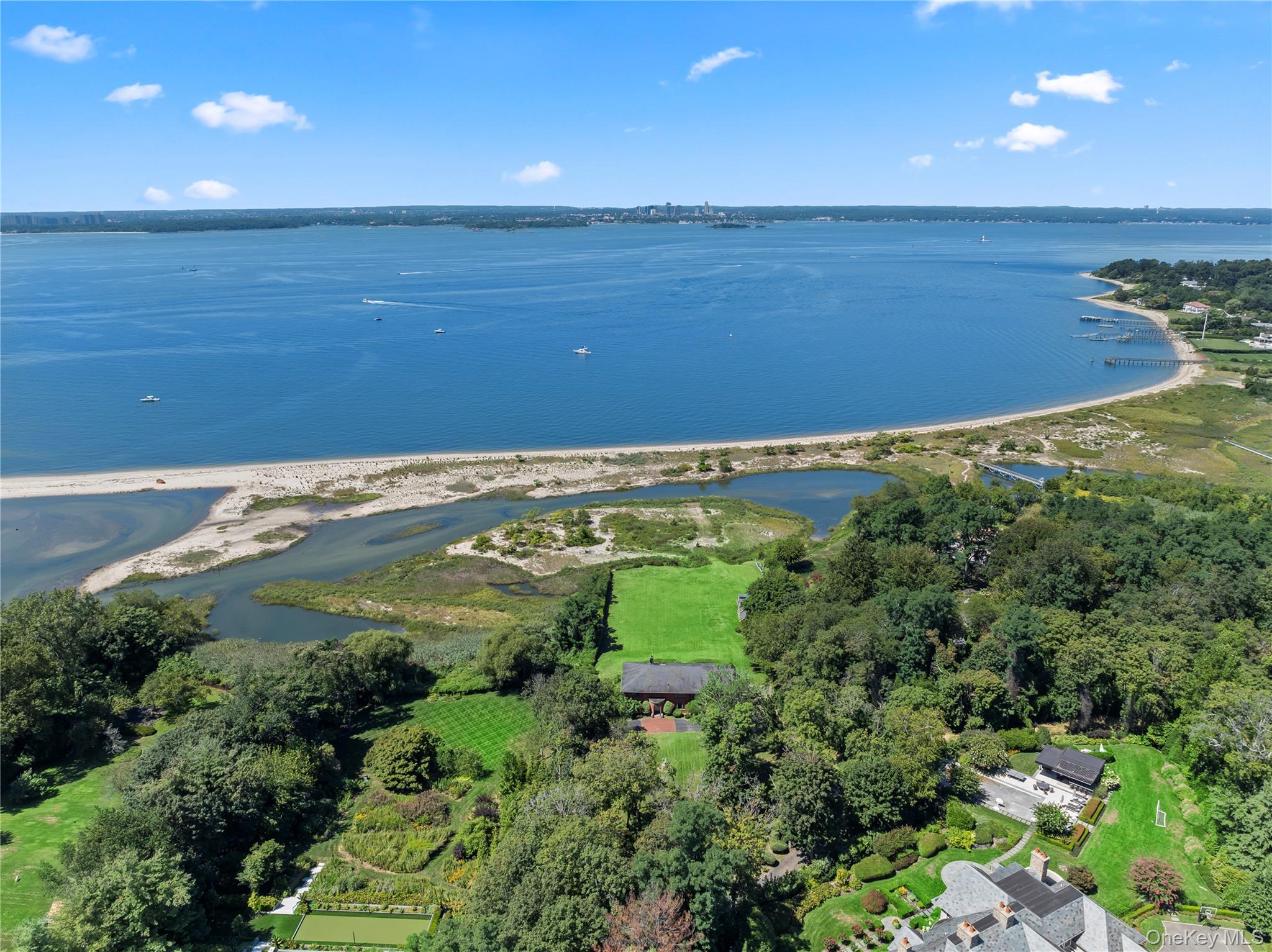 22 Messenger Lane, Sands Point, NY 11050