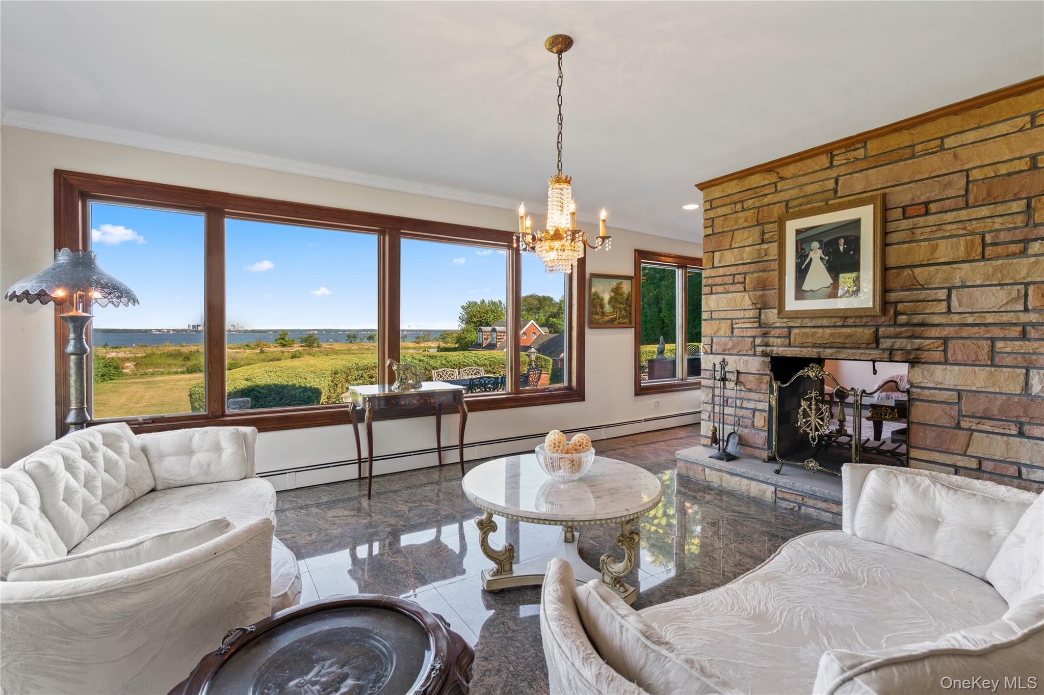 22 Messenger Lane, Sands Point, NY 11050