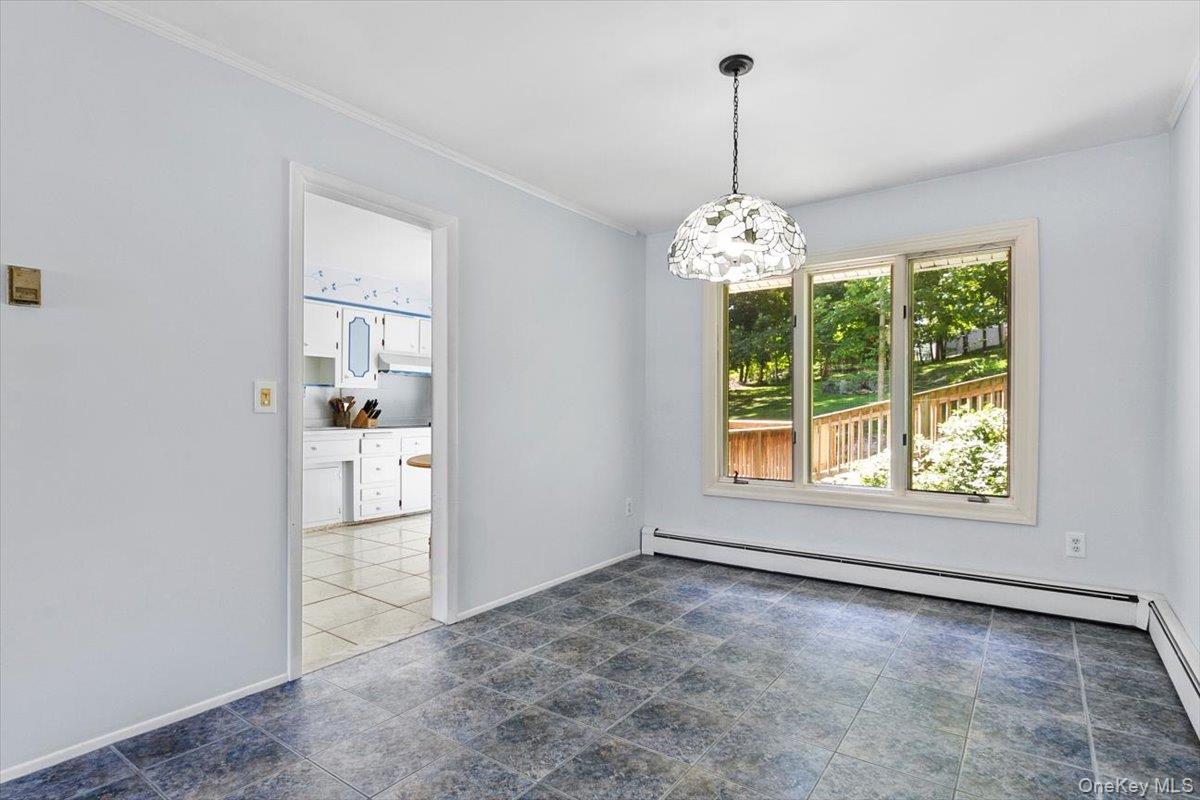 1 Emerald Lane, Mahopac, NY 10541