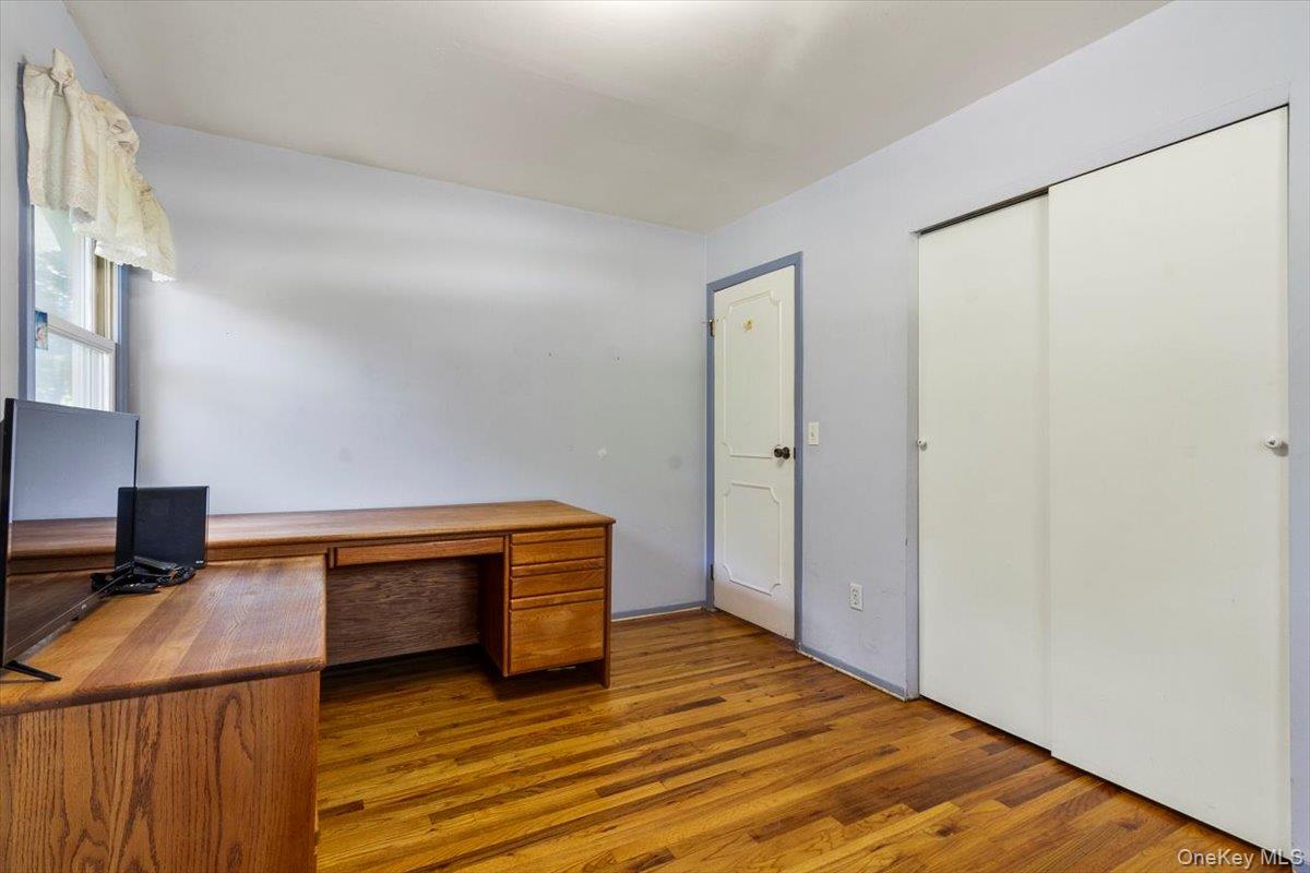 1 Emerald Lane, Mahopac, NY 10541