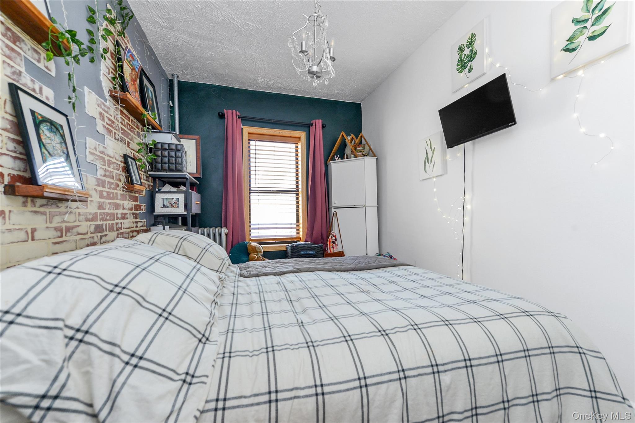 26-21 30th Street, Astoria, NY 11102