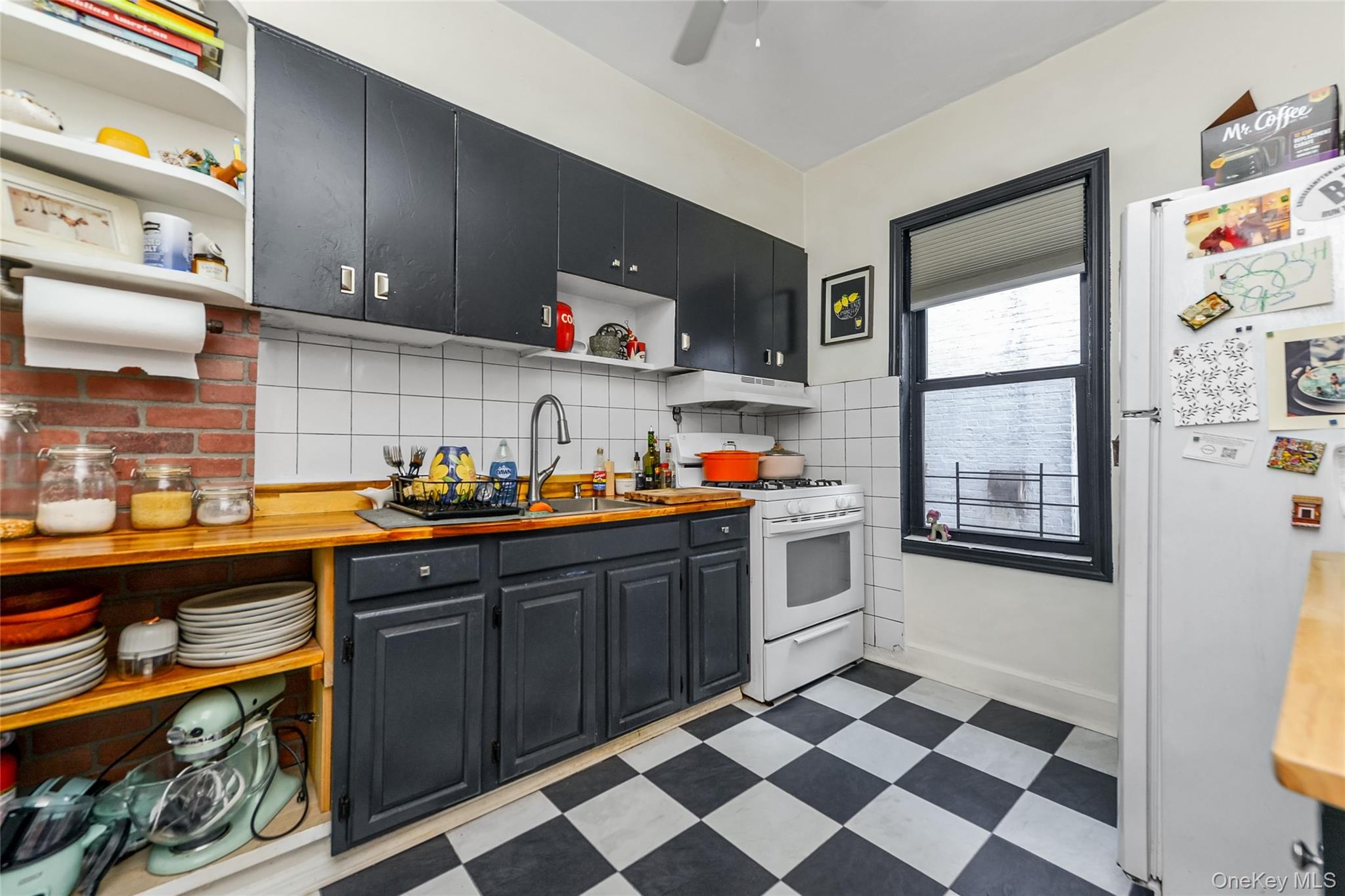 26-21 30th Street, Astoria, NY 11102