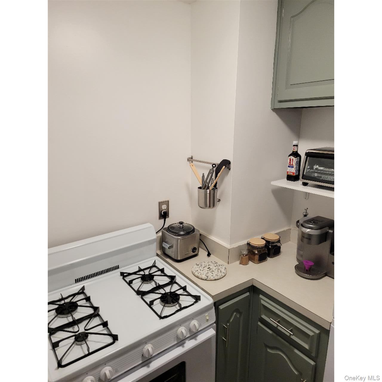 118-18 Union Turnpike # 5J, Kew Gardens, NY 11415