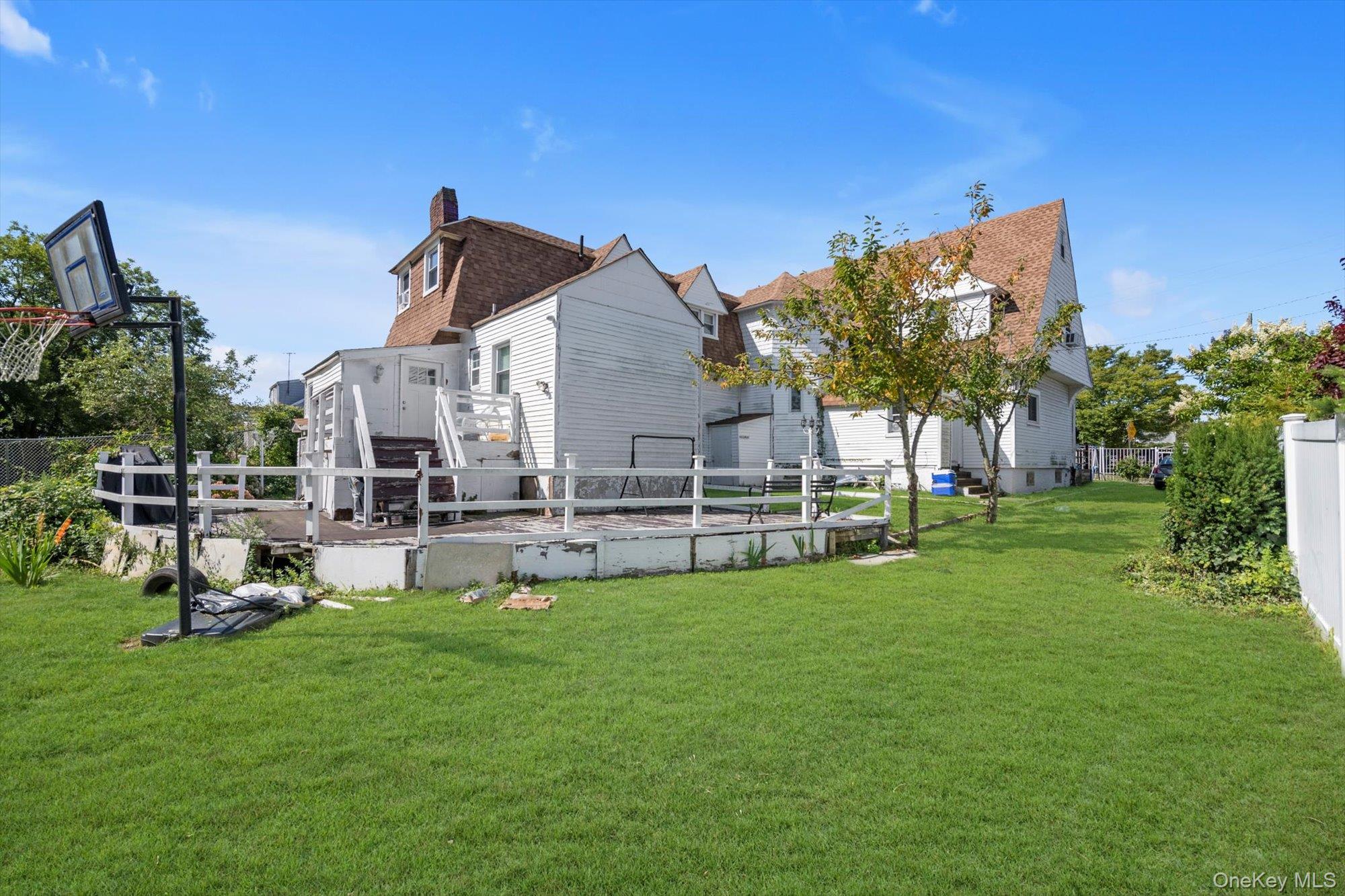 1134 Bay 27th Street, Far Rockaway, NY 11691