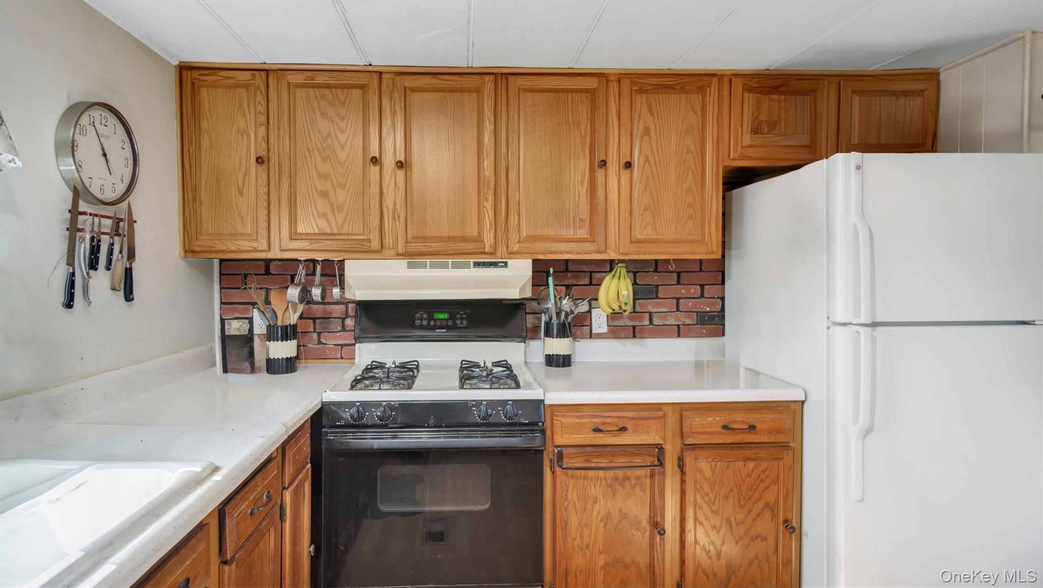 39 Valley Forge, Bohemia, NY 11716