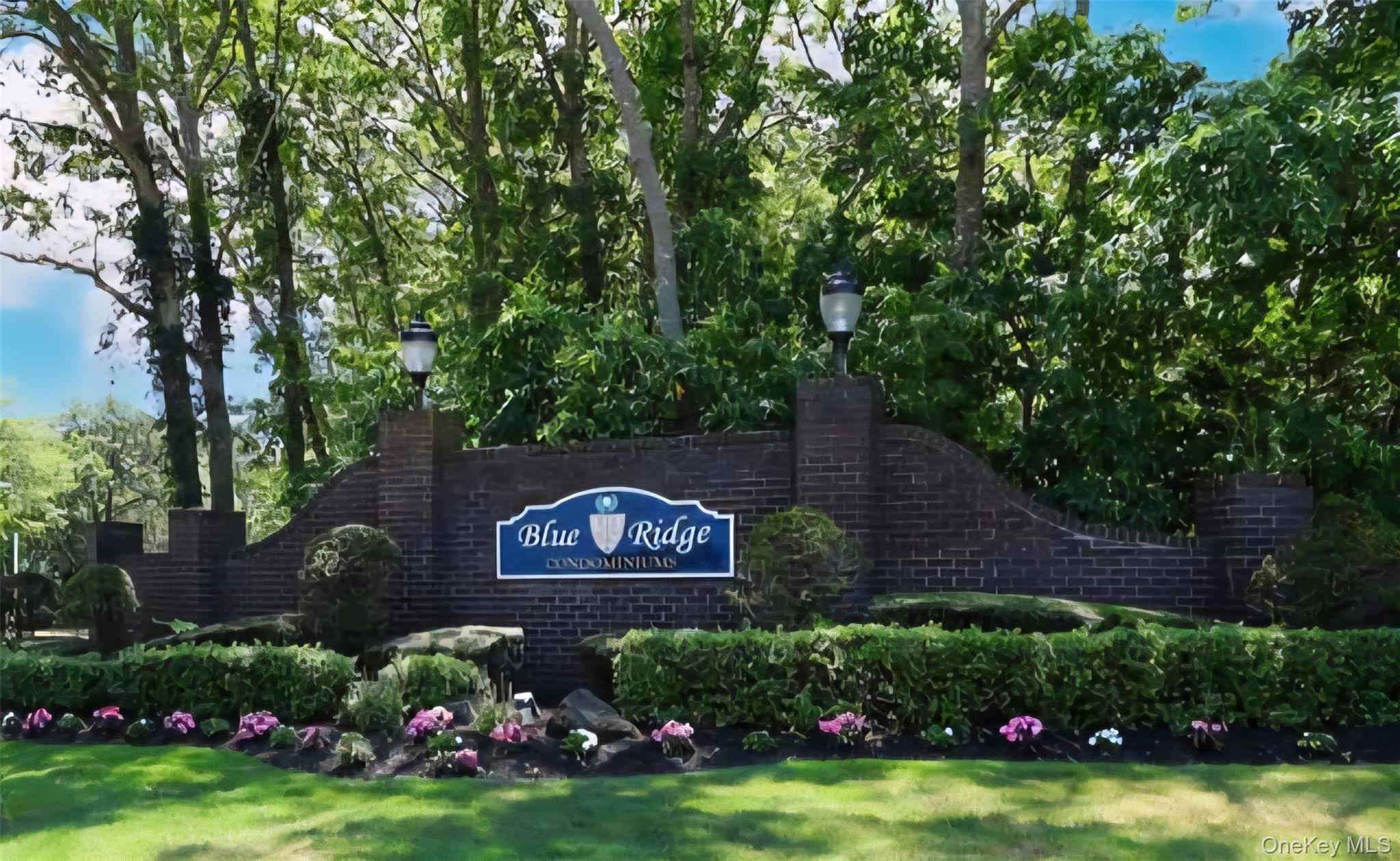 186 Blue Ridge Drive, Medford, NY 11763