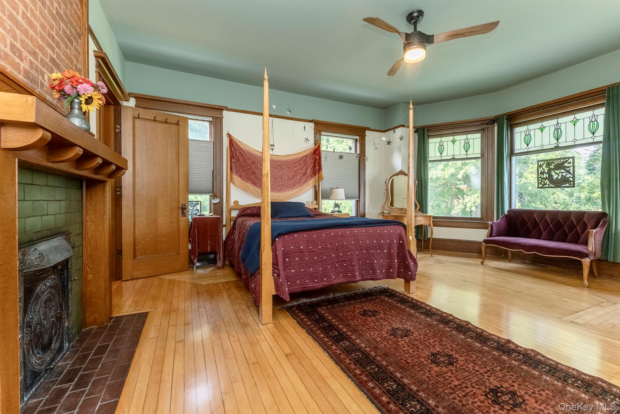 108 Latham Circle, Saugerties, NY 12477