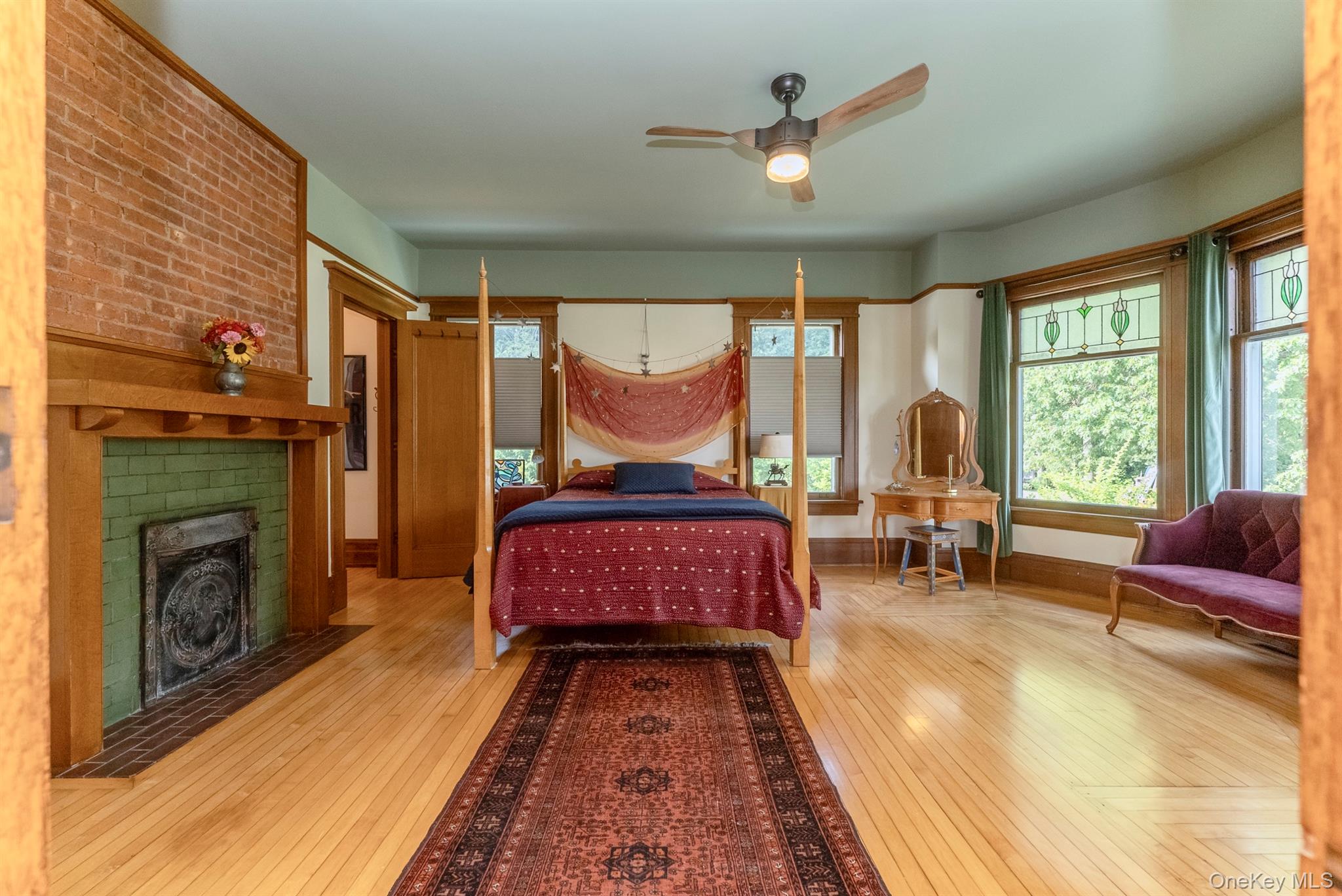 108 Latham Circle, Saugerties, NY 12477