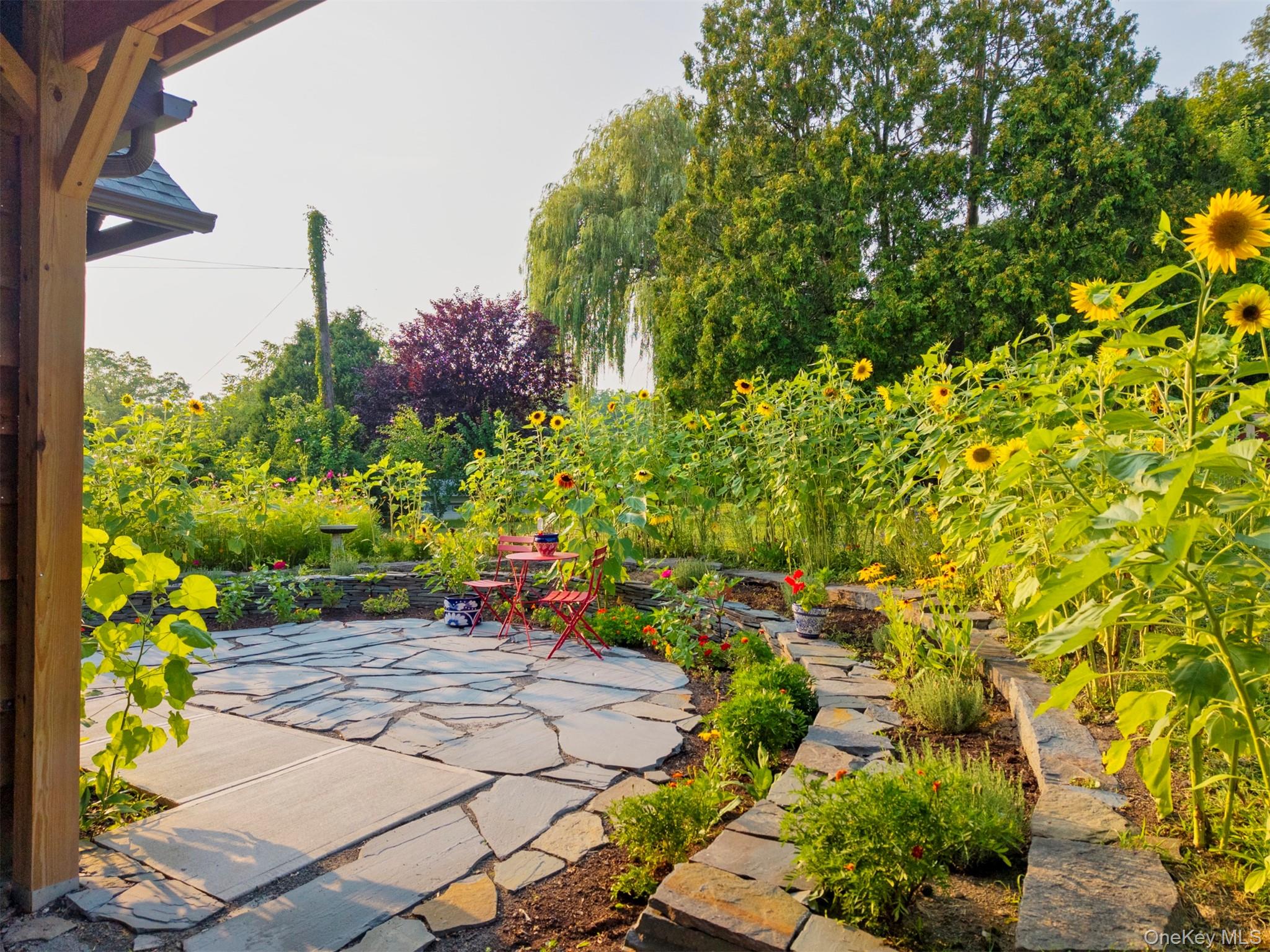 108 Latham Circle, Saugerties, NY 12477