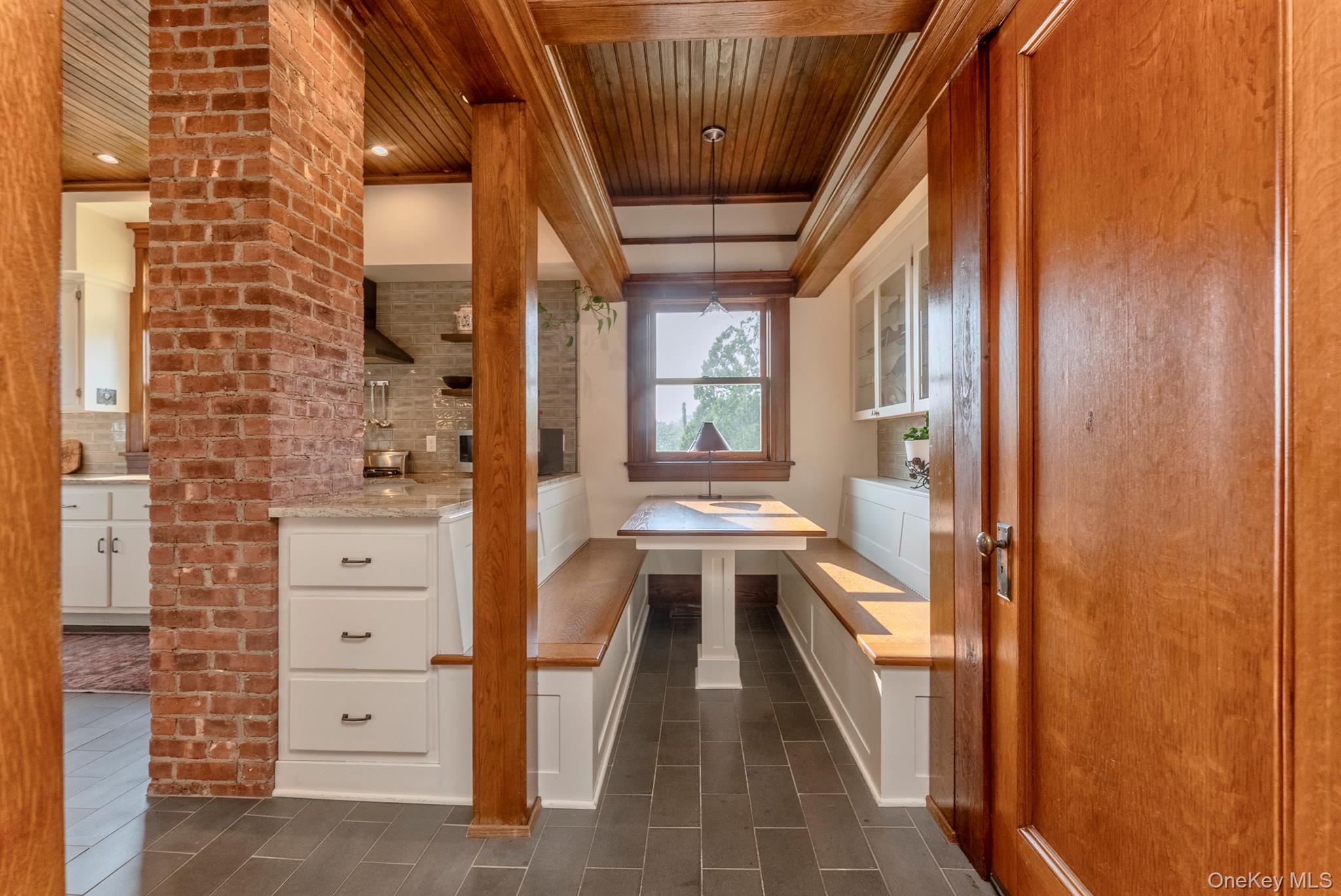 108 Latham Circle, Saugerties, NY 12477