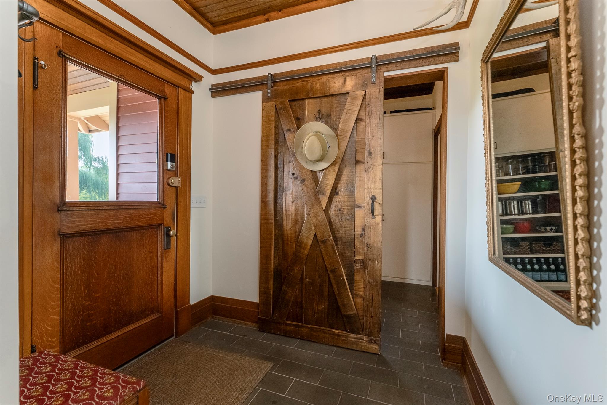 108 Latham Circle, Saugerties, NY 12477