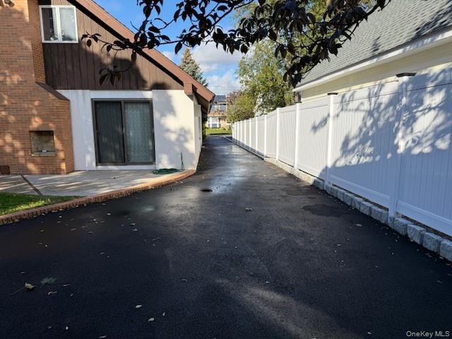 159 Oakview Avenue, Farmingdale, NY 11735