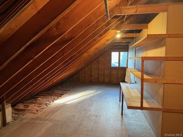 159 Oakview Avenue, Farmingdale, NY 11735