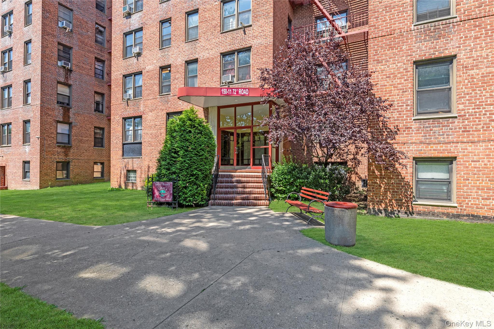 150-11 72nd Road # 6E, Kew Garden Hills, NY 11367