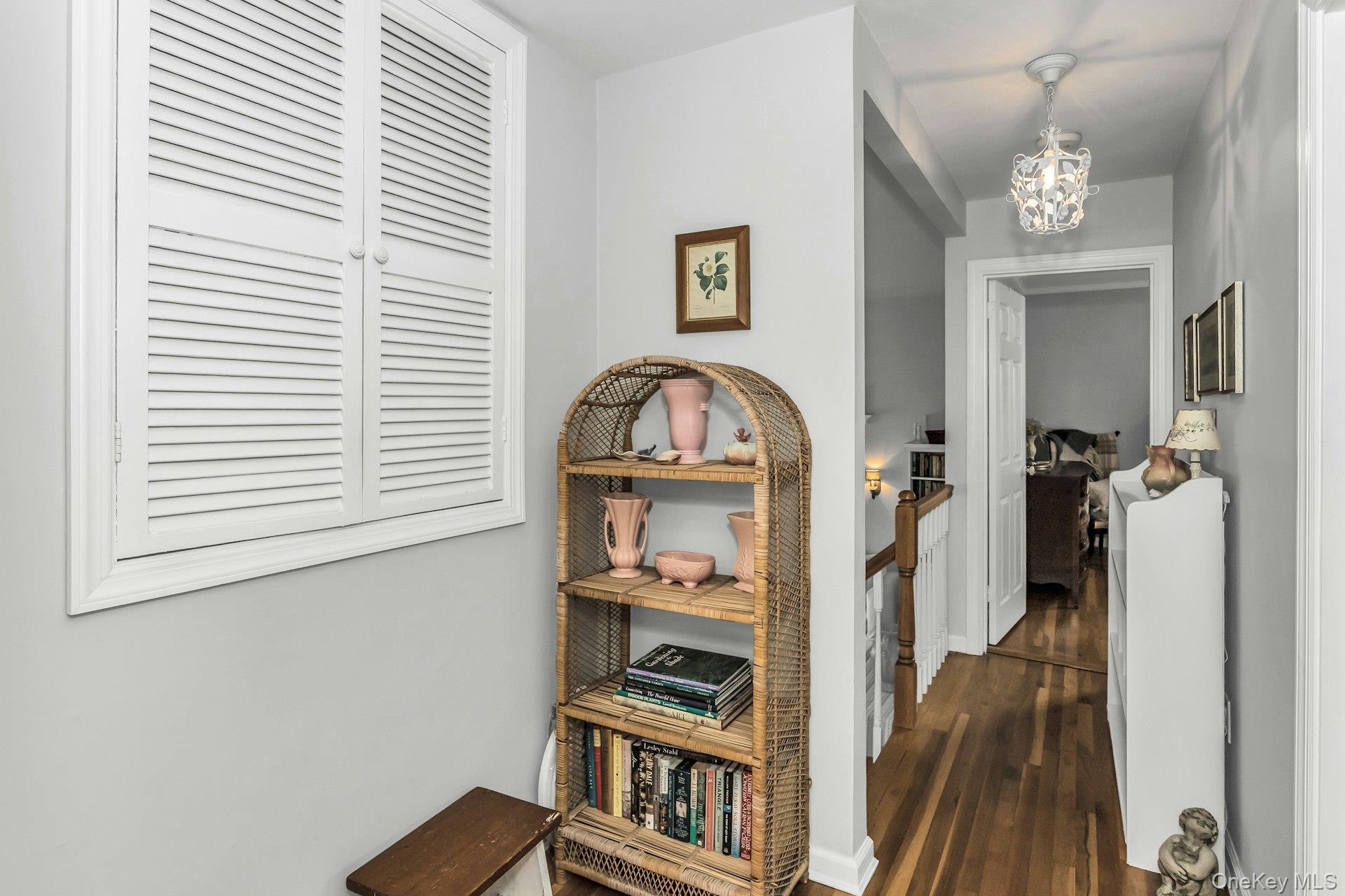 42 Westgate Road, Massapequa Park, NY 11762