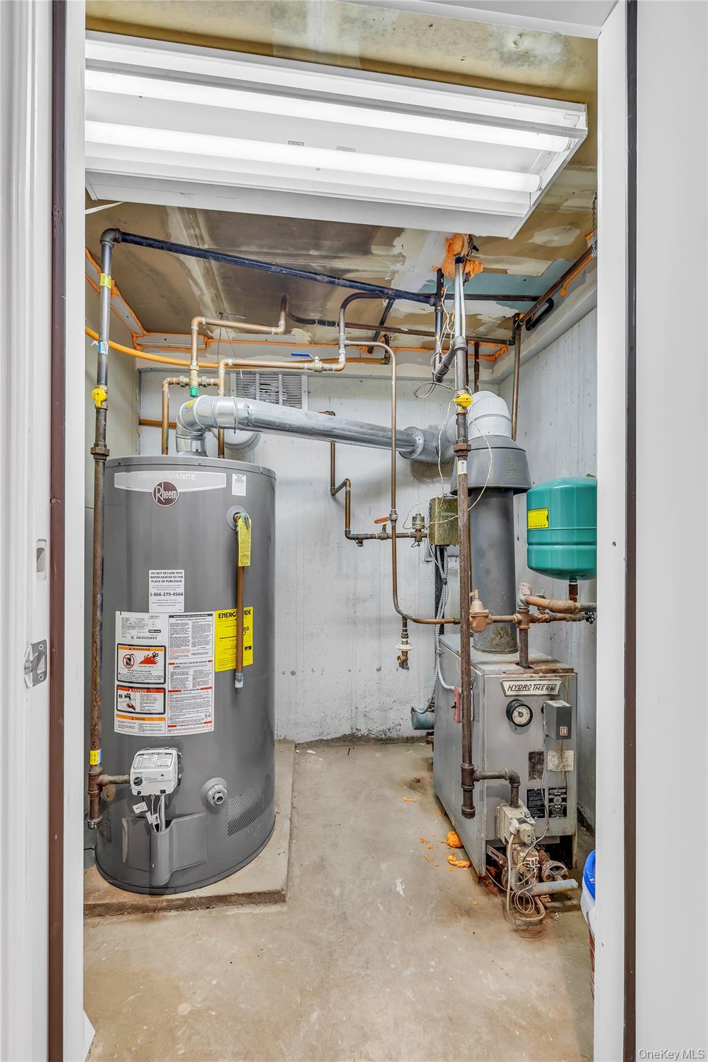 147 S Terrace Place, Valley Stream, NY 11580