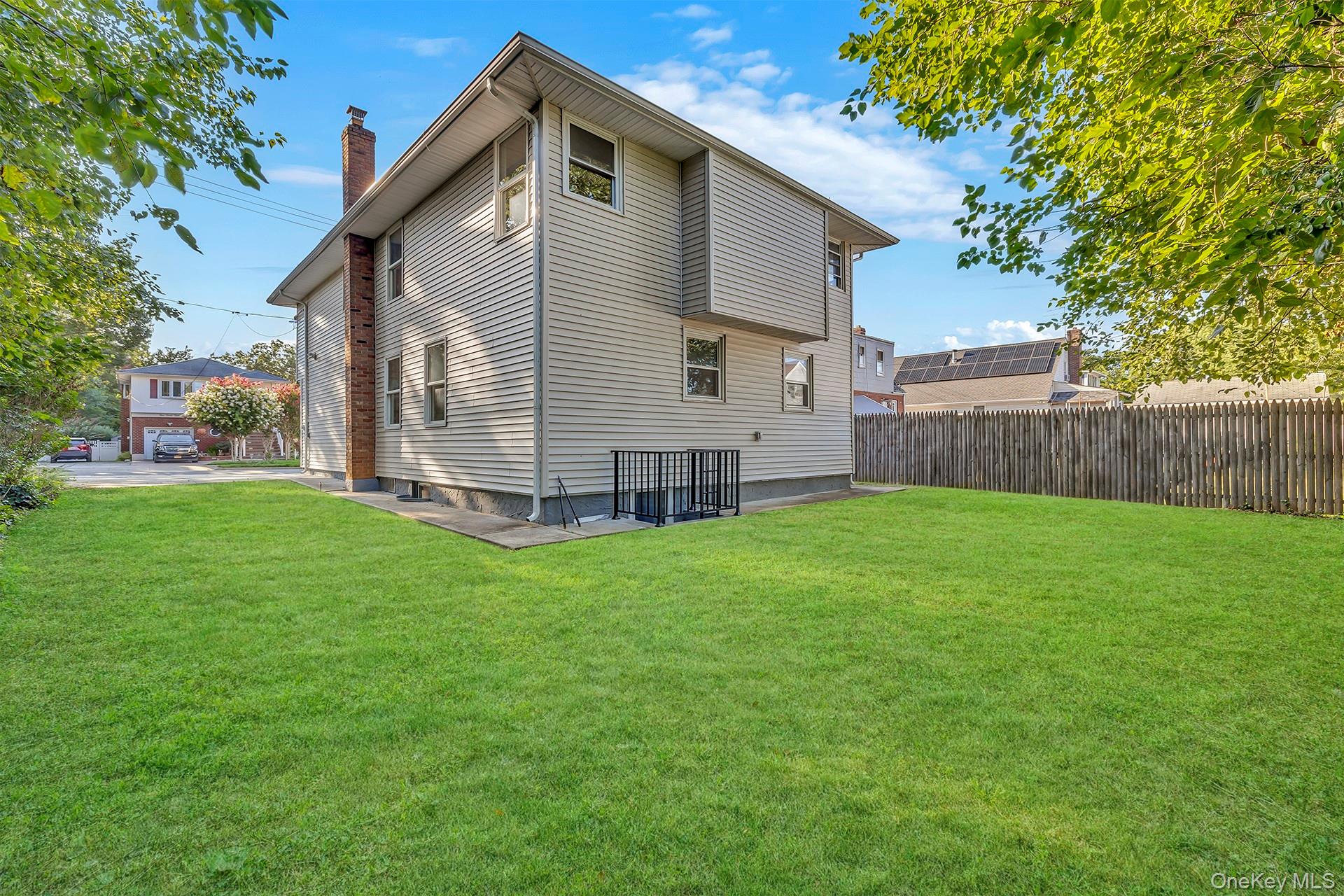 147 S Terrace Place, Valley Stream, NY 11580