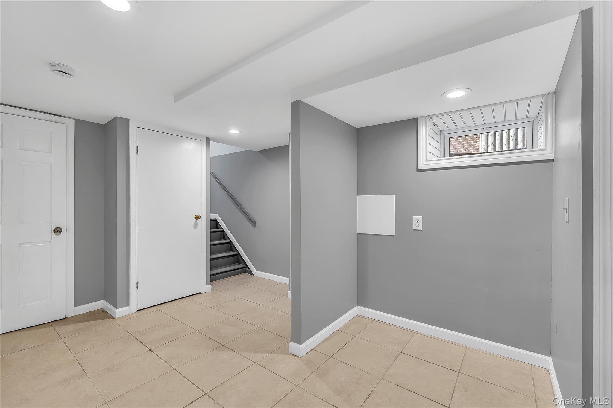 147 S Terrace Place, Valley Stream, NY 11580