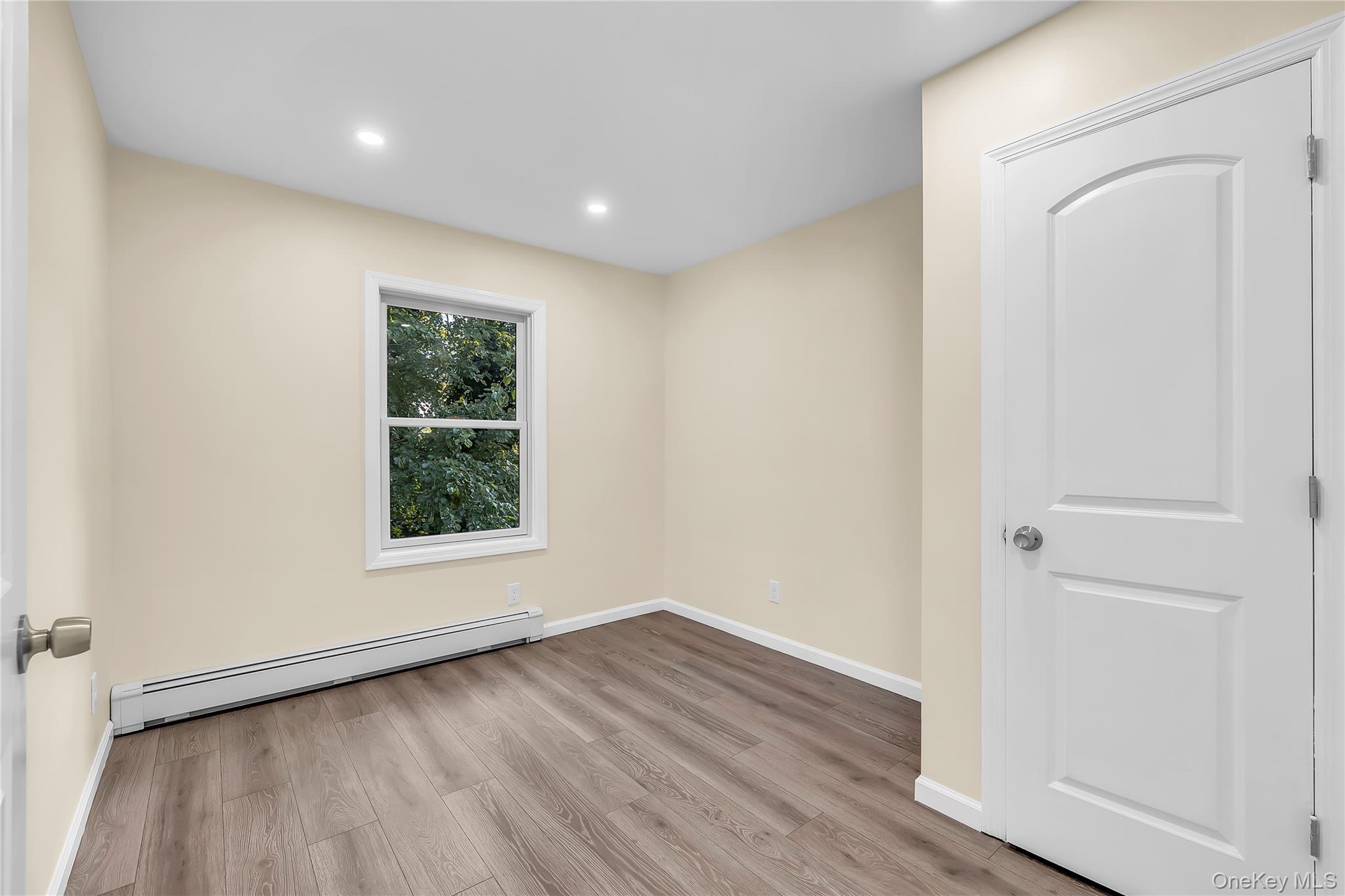 147 S Terrace Place, Valley Stream, NY 11580