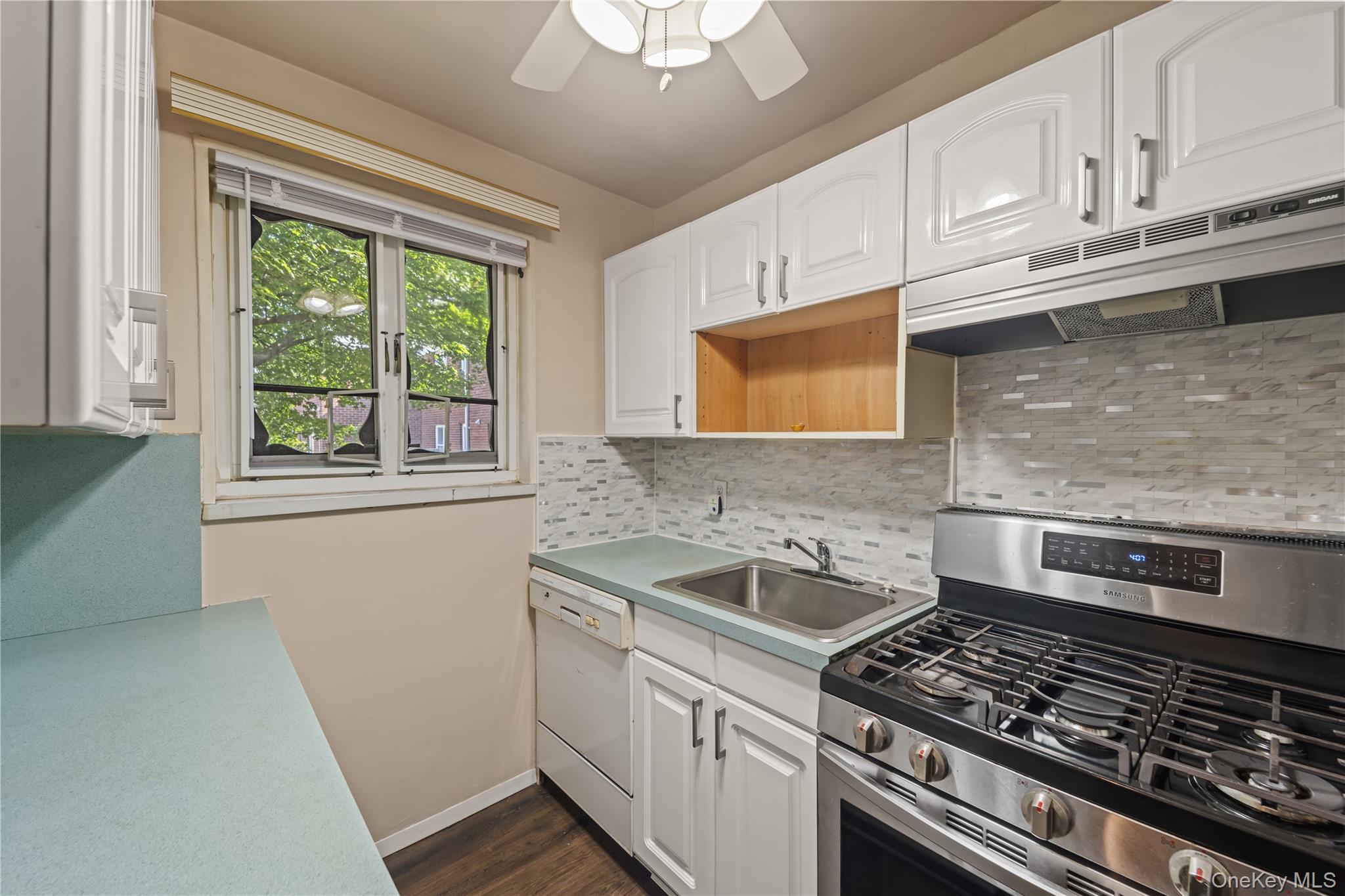 225-35 88th Avenue # Lower, Queens Village, NY 11427