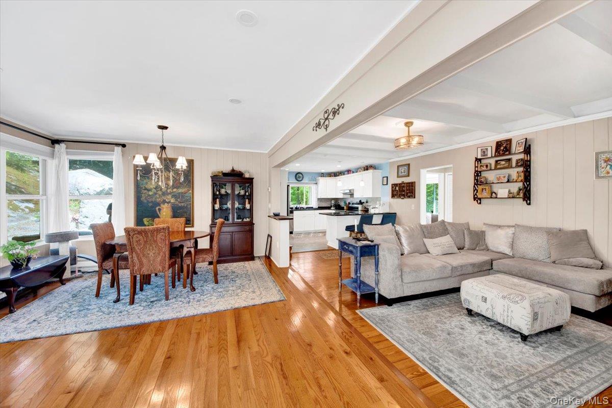 25 Evergreen Road, Putnam Valley, NY 10579