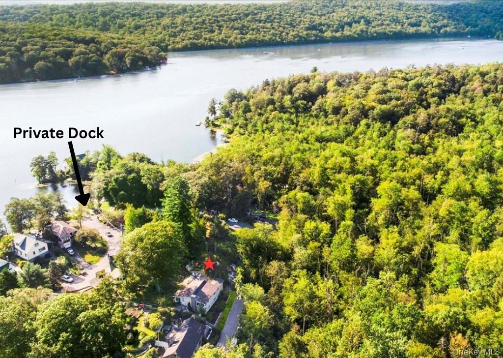 25 Evergreen Road, Putnam Valley, NY 10579