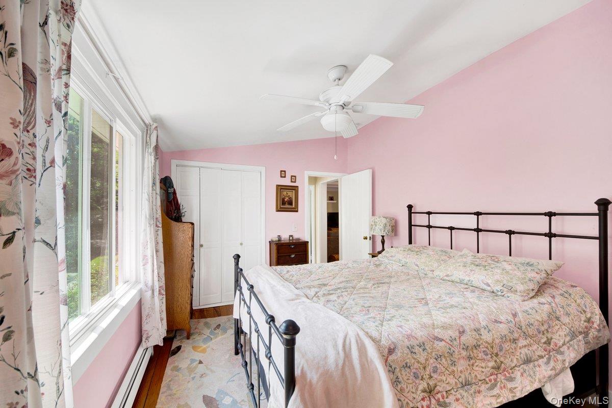 25 Evergreen Road, Putnam Valley, NY 10579