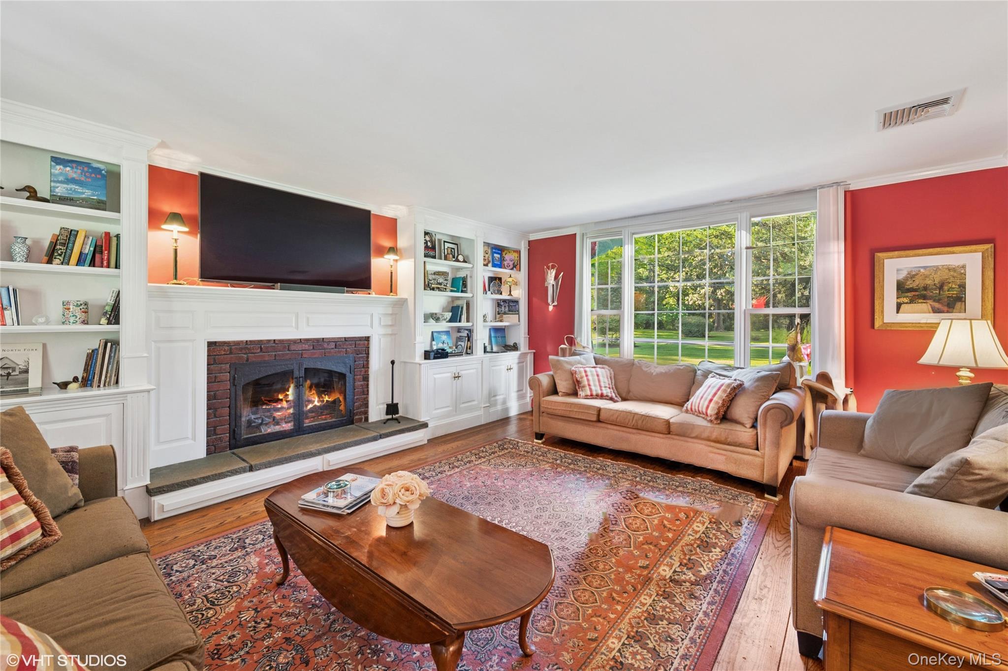 2 Hawk Drive, Lloyd Harbor, NY 11743