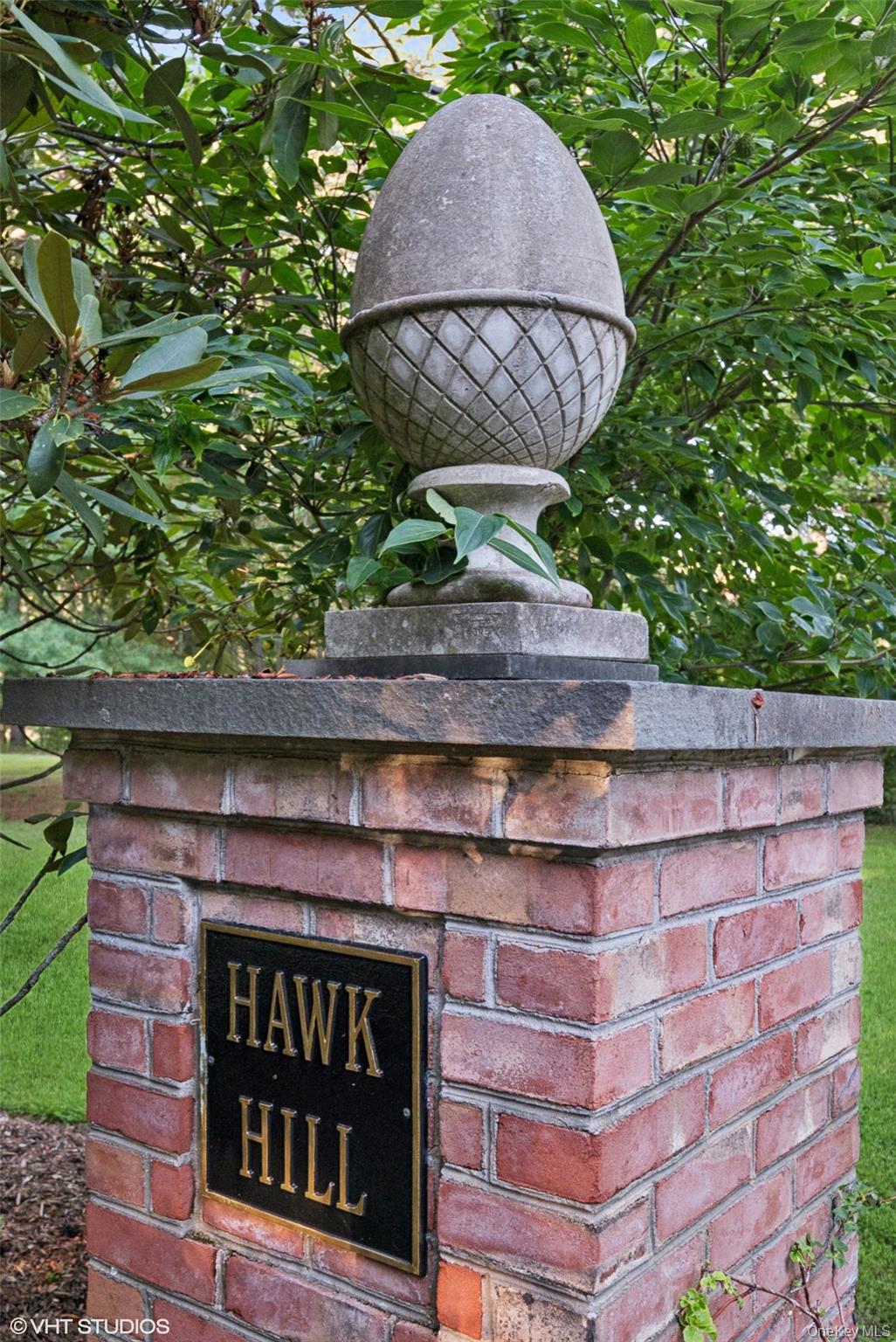 2 Hawk Drive, Lloyd Harbor, NY 11743