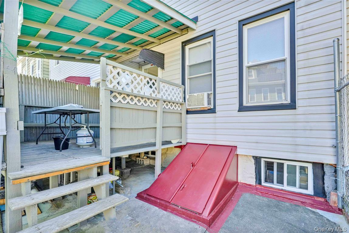 104-21 92nd Avenue, Richmond Hill, NY 11418