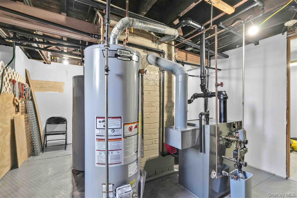 104-21 92nd Avenue, Richmond Hill, NY 11418