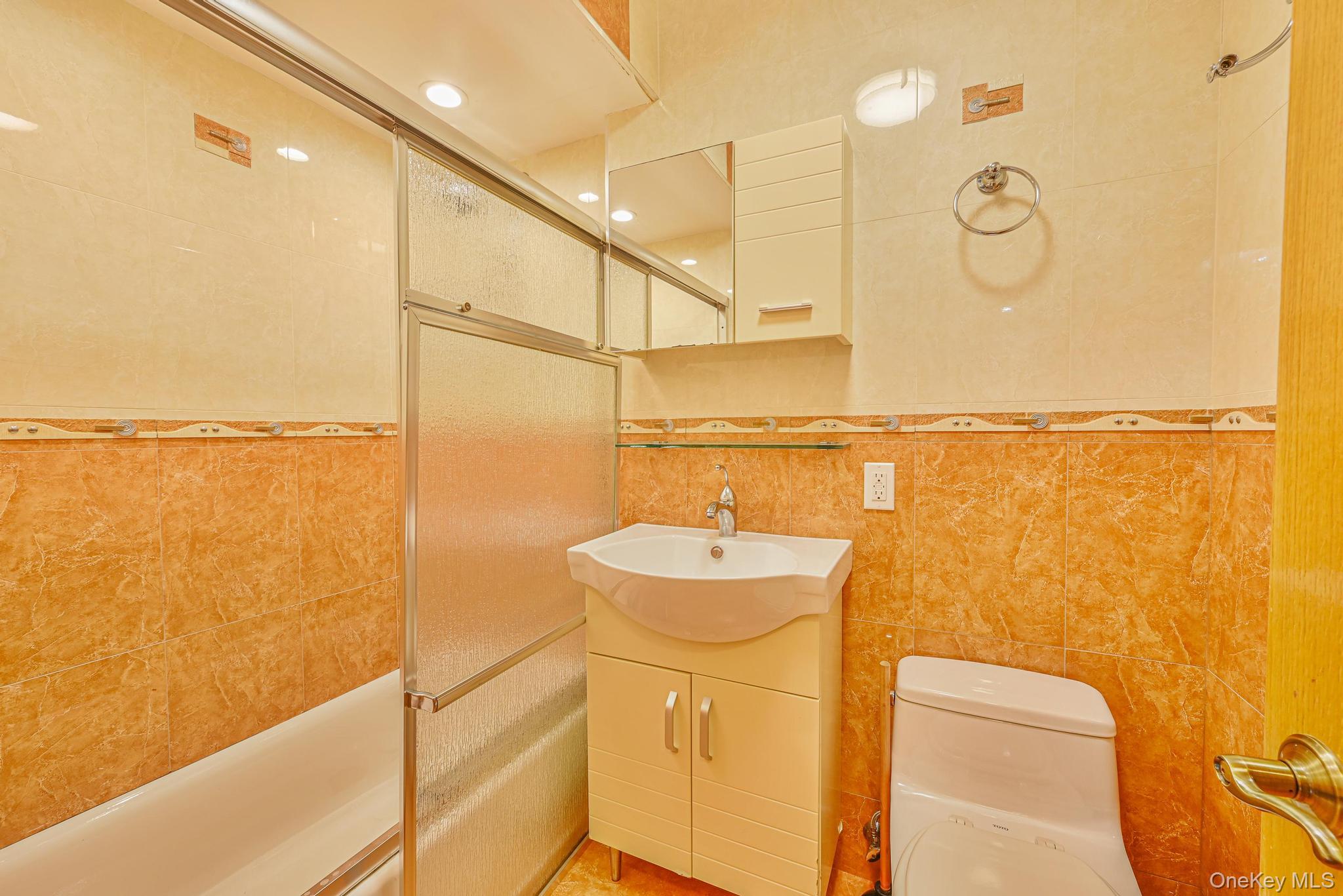 6259 108th Street # 5H, Forest Hills, NY 11375