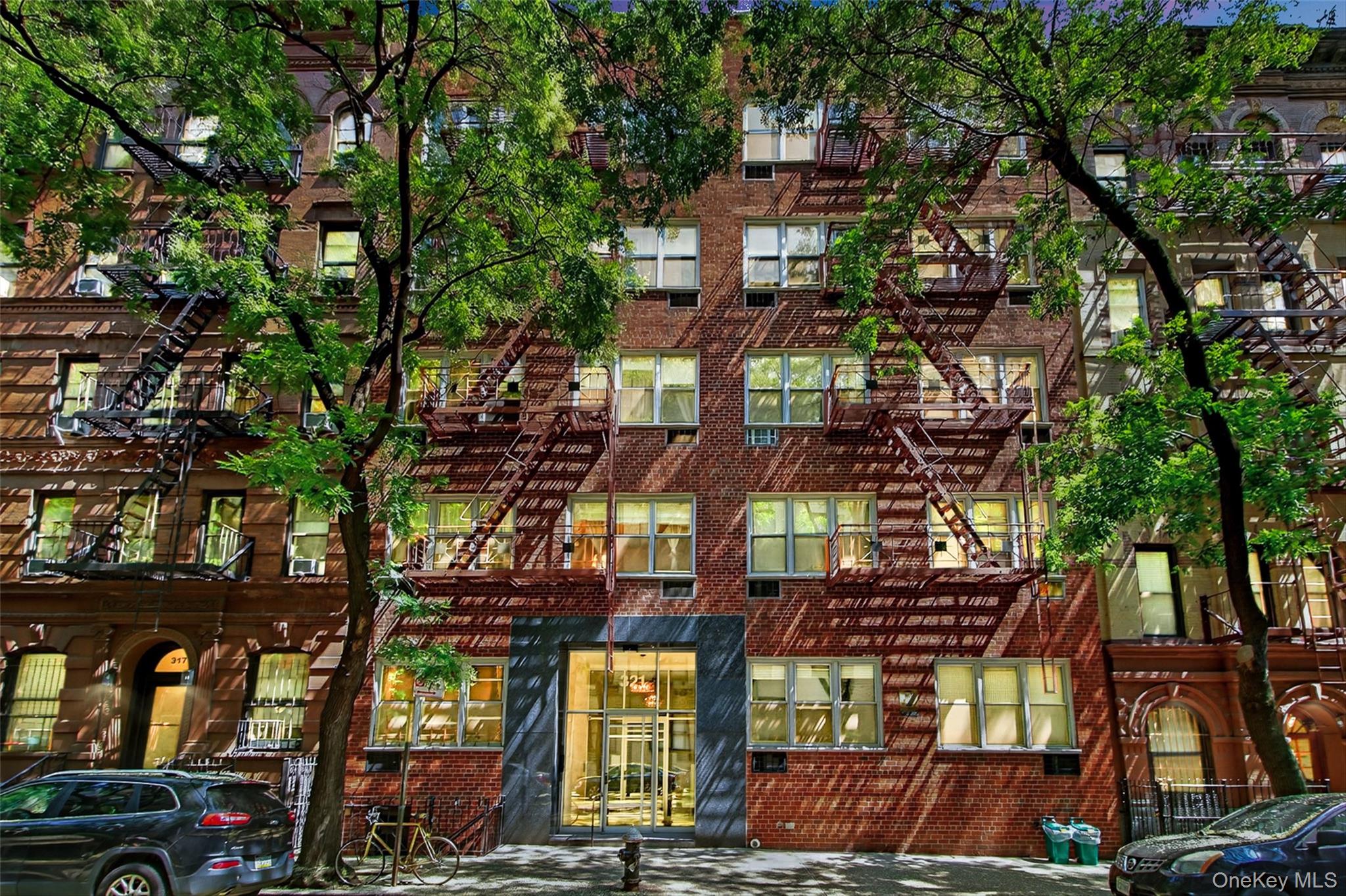 321 E 89th Street # 2B, New York (Manhattan), NY 10128